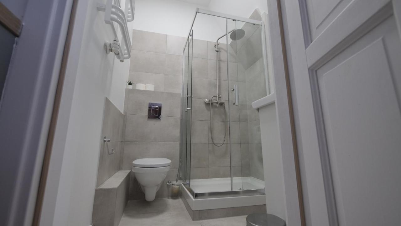 Biskupia Riverside City View Apartment *
