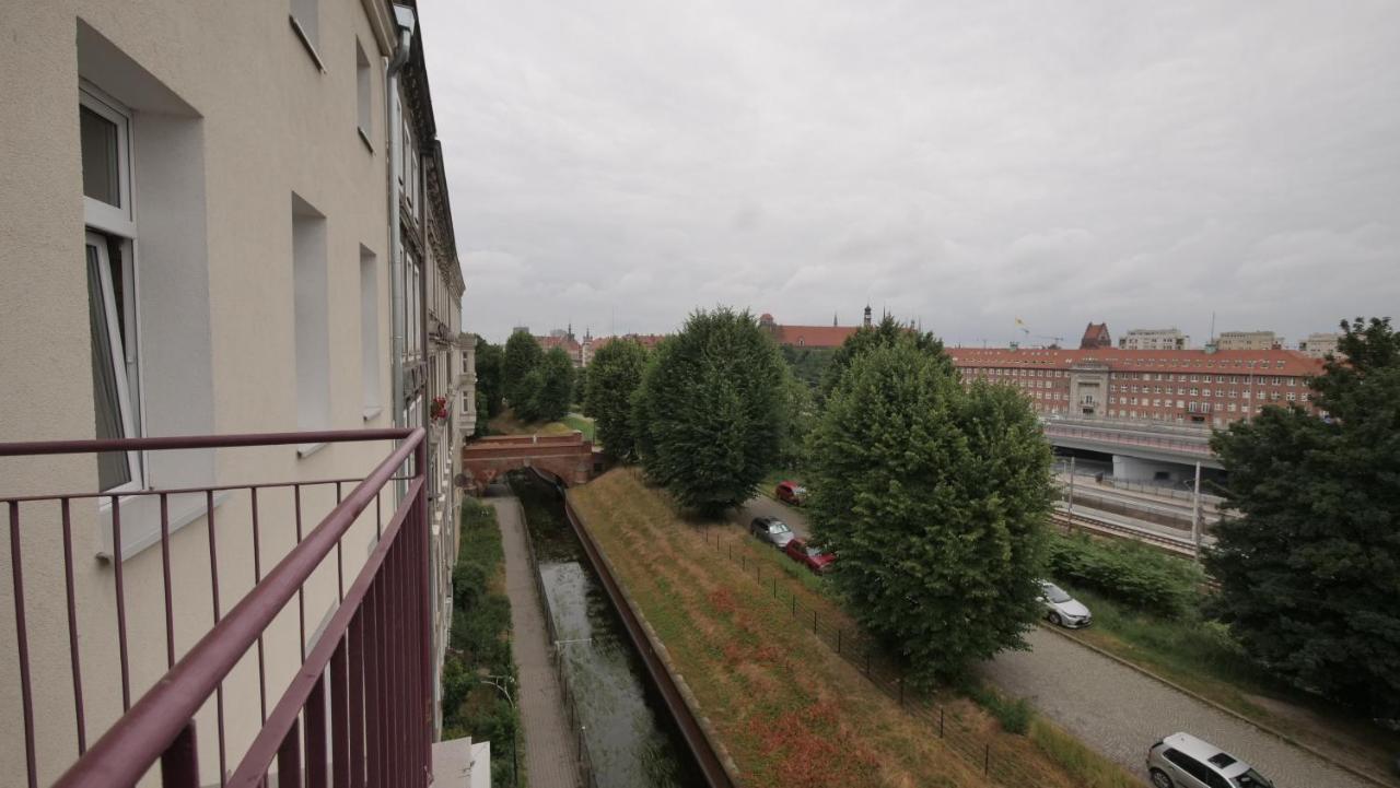 Biskupia Riverside City View Apartment *