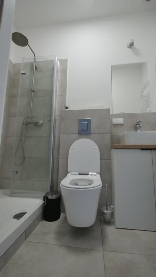 Biskupia Riverside City View Apartment